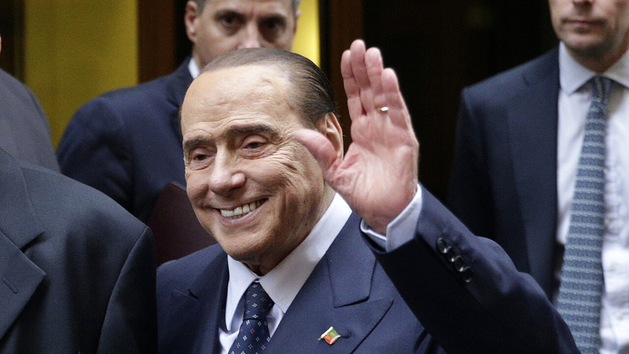 Silvio Berlusconi sta meglio: “Dall’ospedale ha seguito il Milan”