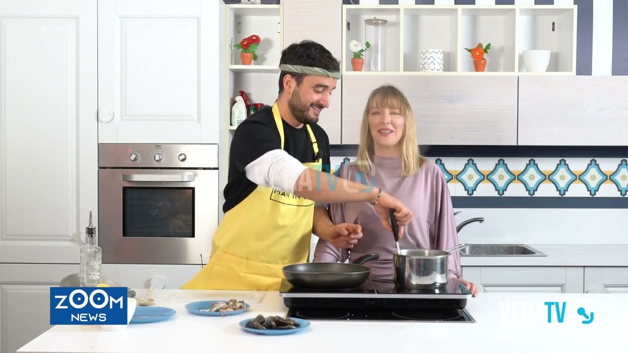 Mani in Pasta – Lo chef Simone Monterubbianesi e la chitarra con granchi e asparagi