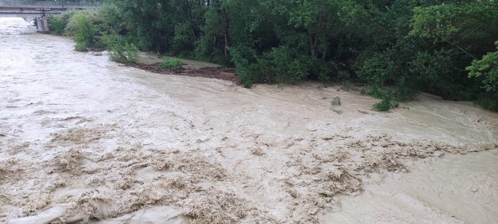 Maltempo nel Fermano, l’Ete ha rotto gli argini a Caldarette