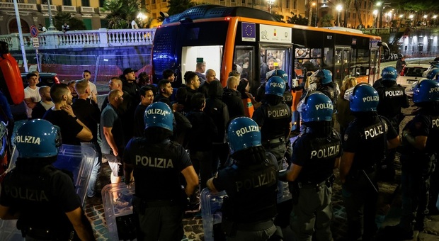 Napoli-Ajax: un tifoso partenopeo arrestato a San Benedetto
