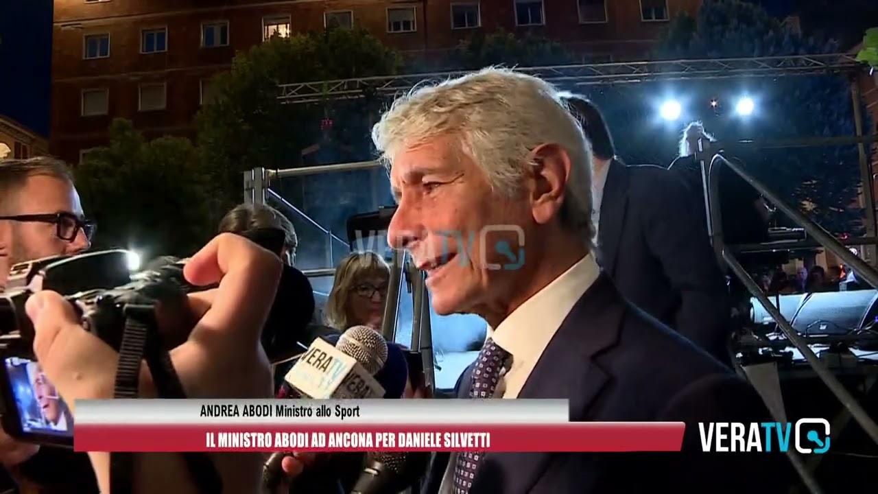 Ancona, il Ministro dello Sport Abodi in campo per Daniele Silvetti