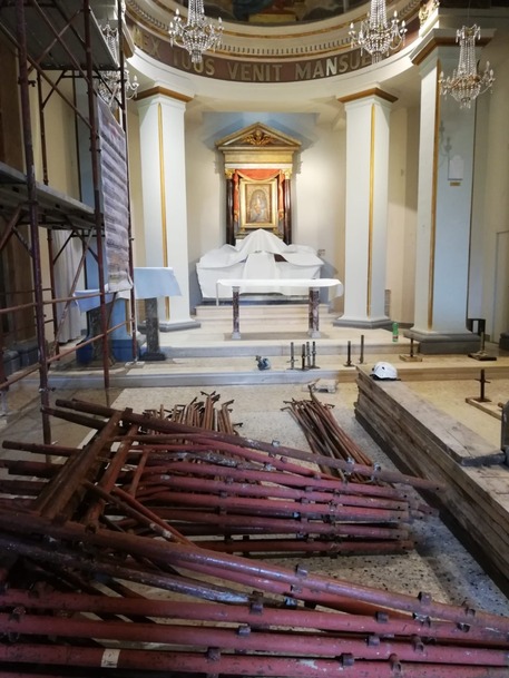 Macerata –  Chiesa S. Maria del Monte: via le ferite del sisma, iniziata la messa in sicurezza