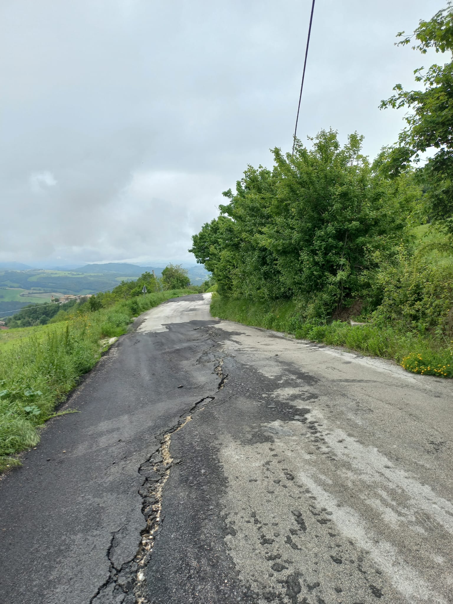 Pesaro – Maltempo, 60 strade compromesse per frane e allagamenti