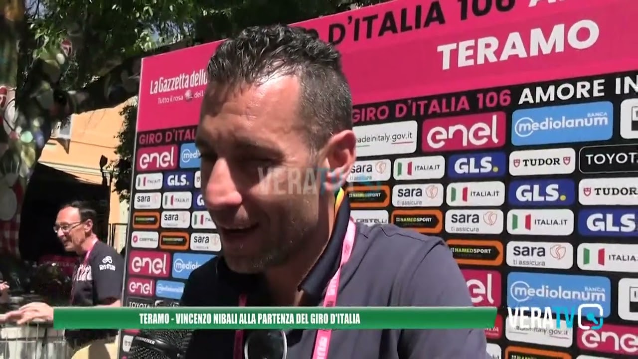 Teramo – Grande festa per il Giro d’Italia, tra gli spettatori anche Vincenzo Nibali