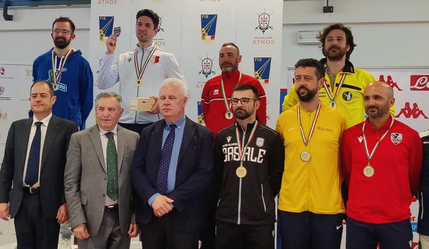 Campionati master, il pesarese Pedone oro nella spada