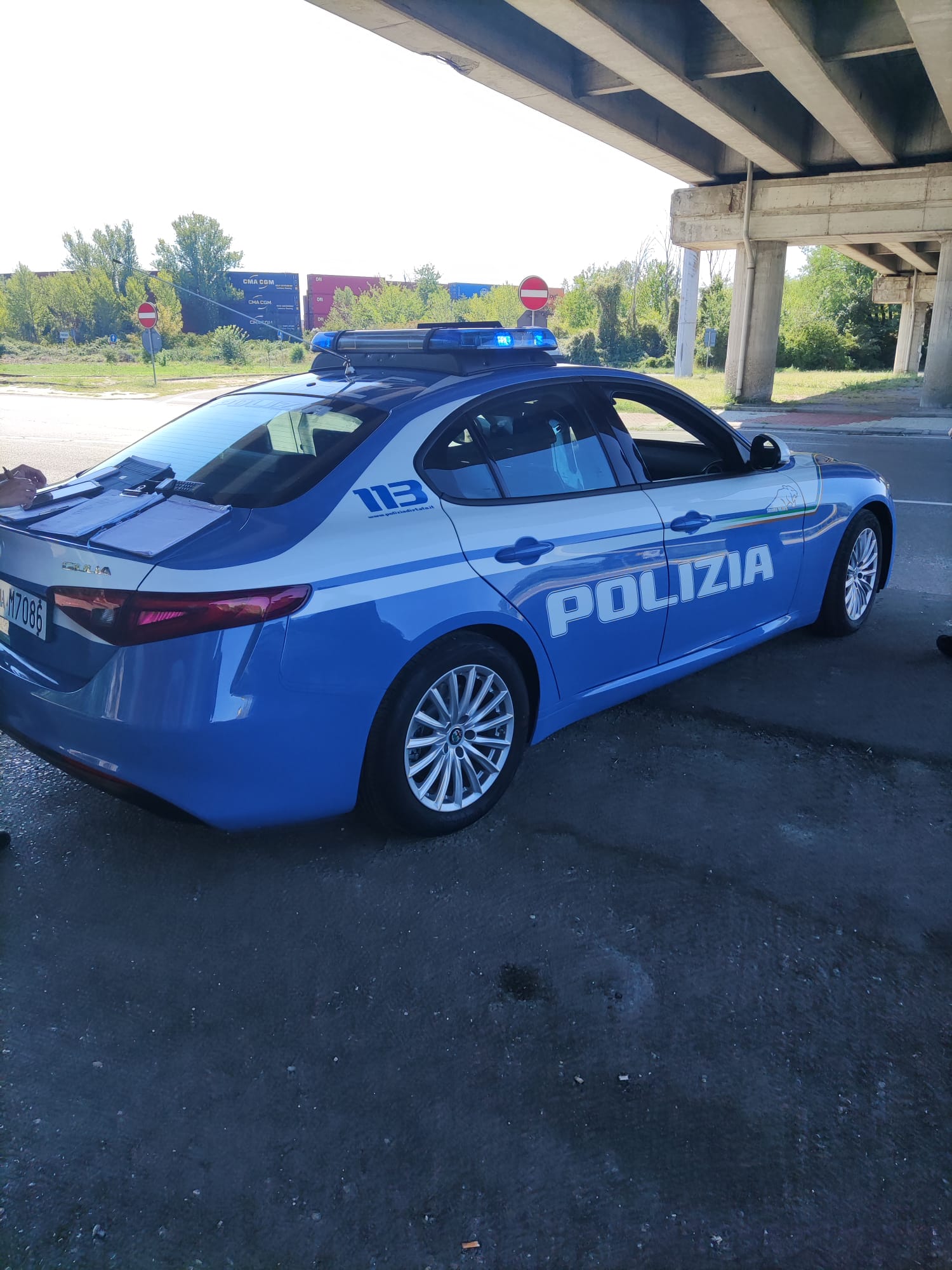 Arrestati due posteggiatori abusivi e violenti nell’area di risulta a Pescara