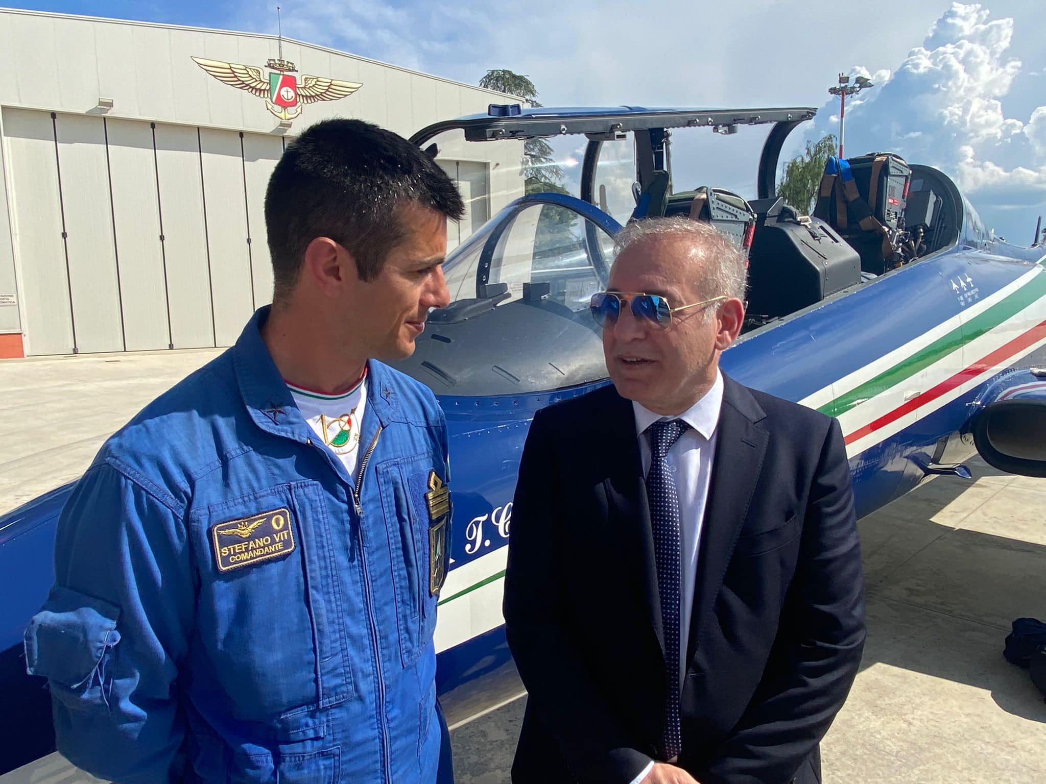 Air Show 2023, il sindaco Spazzafumo a Pescara accoglie le Frecce Tricolori