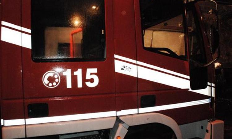 Chieti – Incendio in via Dei Frentani, messa in salvo coppia