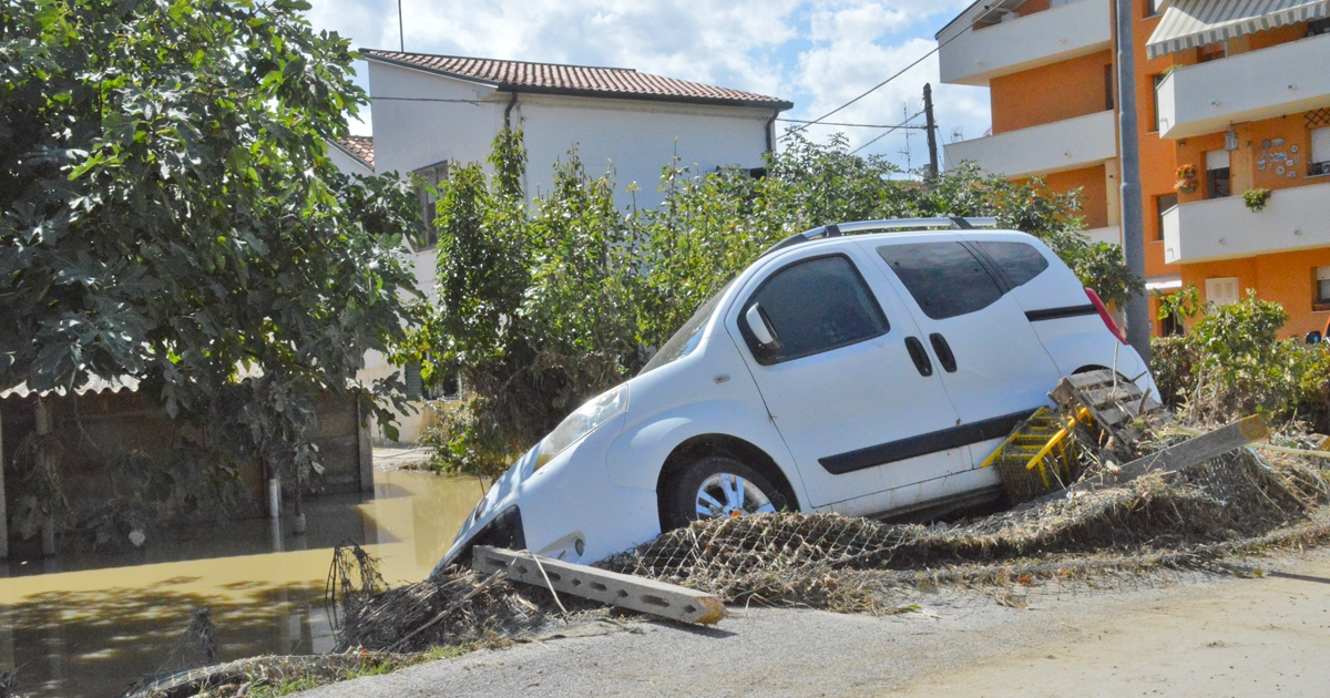 Alluvione 2022, la Regione eroga 2 milioni per danni ad auto e furgoni