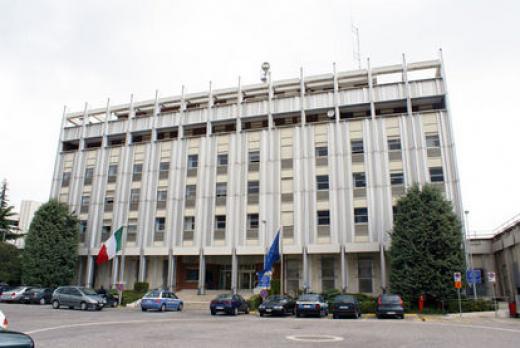 Ascoli Piceno – Maltrattamenti, resistenza e violazioni: tre arresti per 53enne maceratese