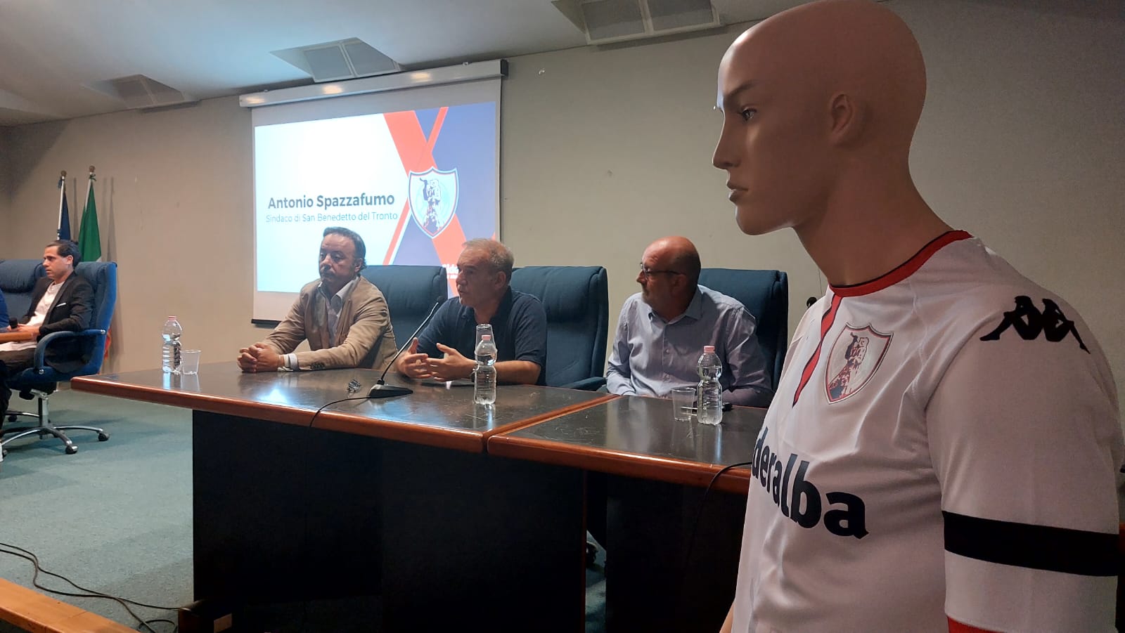 San Benedetto Calcio: “Uniti per vincere”, presentata la campagna abbonamenti