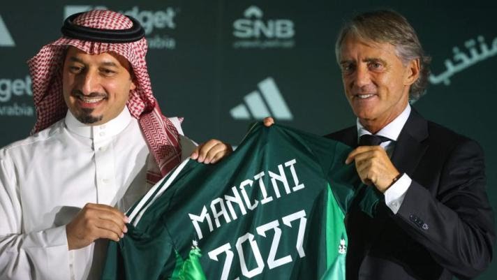 Mancini: “Orgoglioso di essere Ct saudita, primi contatti a metà agosto”