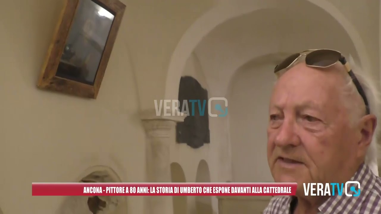 Ancona – Pittore a 80 anni: la storia di Umberto, che espone davanti alla cattedrale