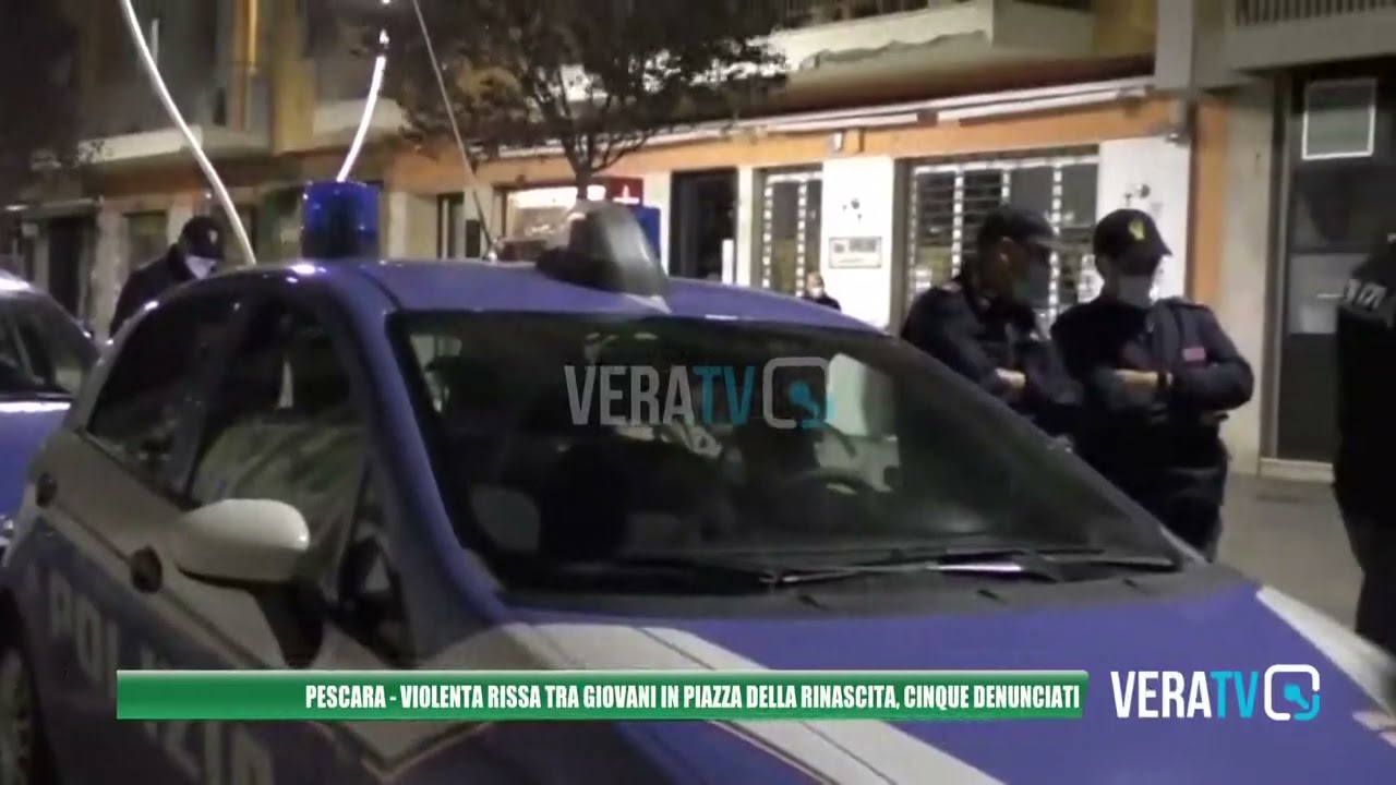 Pescara, violenta rissa tra giovani in piazza della Rinascita: cinque denunciati
