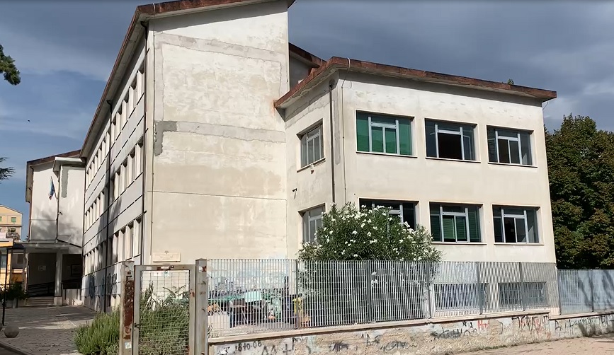 Ascoli, furto al liceo delle Scienze Umane: rubati i computer