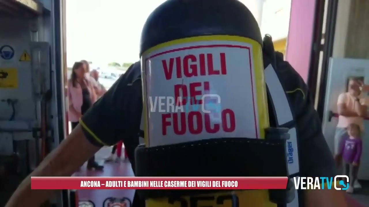 Ancona – Adulti e bambini nelle caserme dei vigili del fuoco