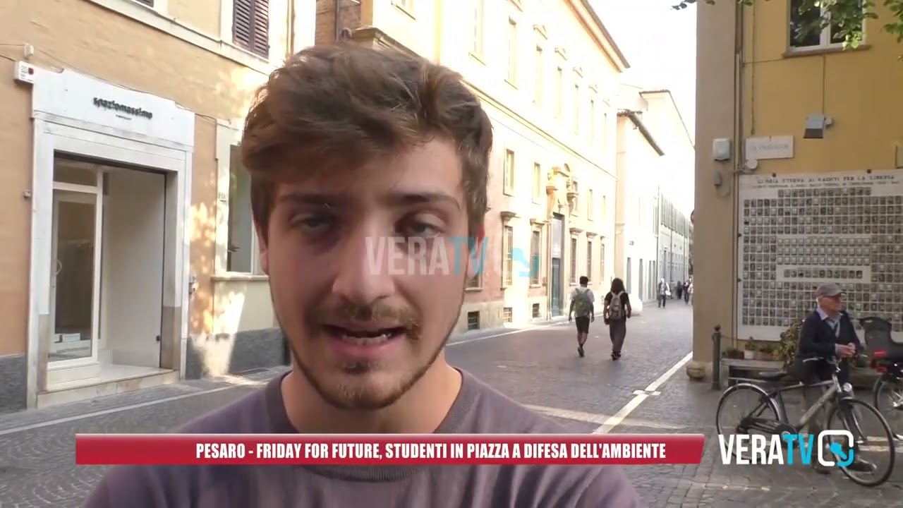Pesaro – “Fridays for future”, studenti in piazza a difesa dell’ambiente