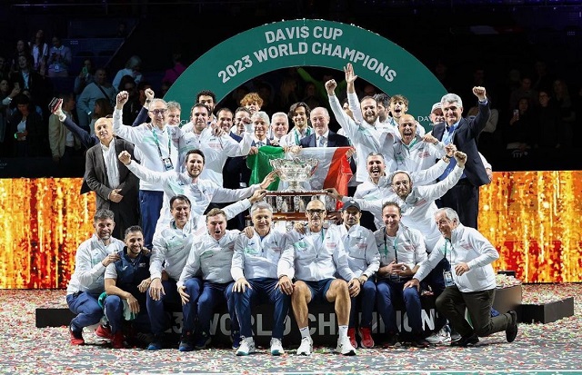 Trionfo Coppa Davis, Castorano premia coach Vagnozzi