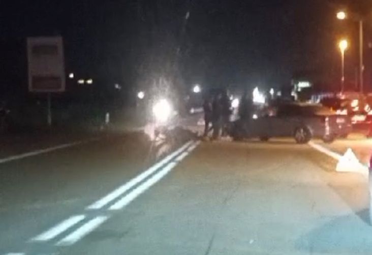 Incidente a Villa Rosa, auto contro moto